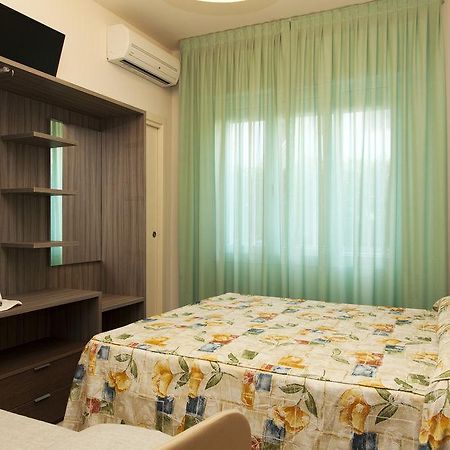 Hotel Mare Live Lido di Jesolo Exterior photo